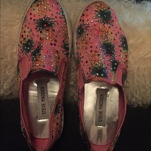 Steve Madden slip on for girls